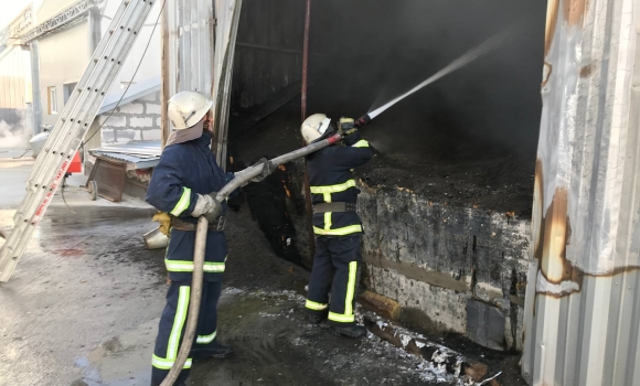 В Ладижині горів  склад підприємства, на якому виготовляють палети