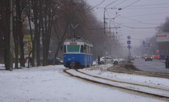 Інтервали між рейсами громадського транспорту Вінниці тимчасово збільшили Інтервали між рейсами громадського транспорту Вінниці тимчасово збільшили