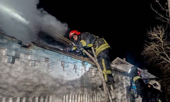 Із задимленого приміщення на Вінниччині врятували 88-річного пенсіонера