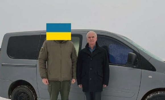 Калинівка передала черговий автомобіль українським захисникам