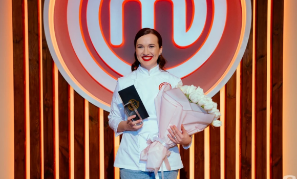 Калинівчанка Аліна Бурик стала переможницею 13 сезону проєкту "МастерШеф"