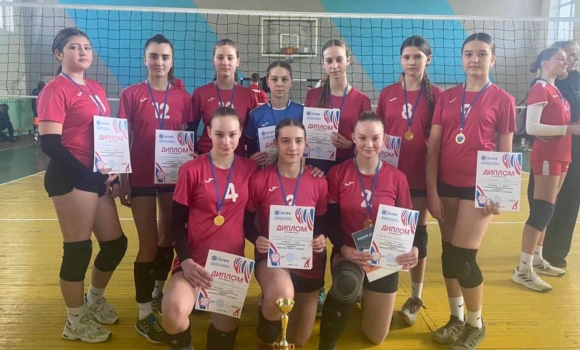 Калинівчанки виграли чемпіонат обласної дитячої ліги з волейболу