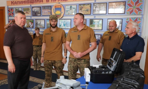 Калинівська громада передала військовим десять DJI Matrice 4T