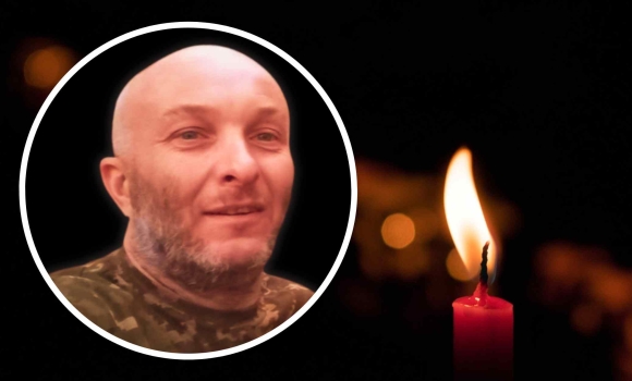 Калинівська громада зустрічатиме “на щиті” загиблого на фронті земляка