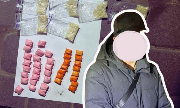 Кількасот згортків з психотропною речовиною вилучили у жителя Вінниці
