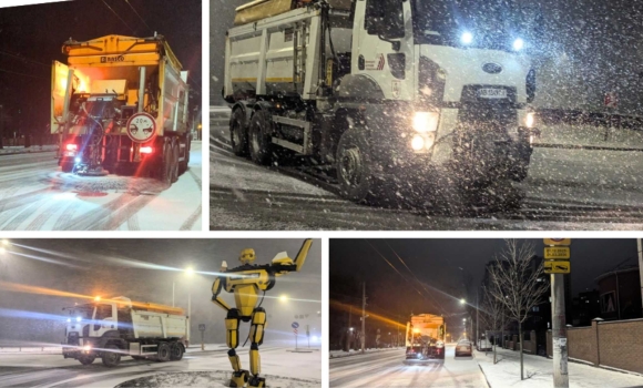 Комунальні служби Вінниці цілодобово очищають вулиці від снігу та ожеледиці