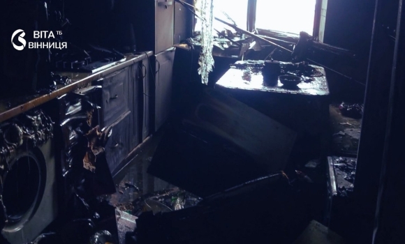 Коротке замикання у вінницькій квартирі спричинило пожежу, в якій загинула молода жінка