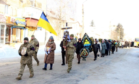 Козятин прощався з загиблим на Донеччині Героєм-штурмовиком