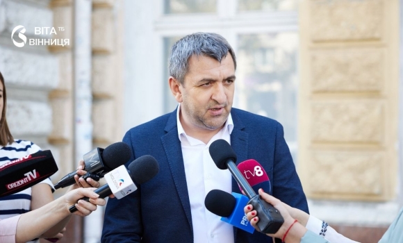 Кримінальна справа, конфіскована зброя і човен як Молдова відреагувала на перетин кордону вінницькими прикордонниками Кримінальна справа, конфіскована зброя і човен як Молдова відреагувала на перетин кордону вінницькими прикордонниками