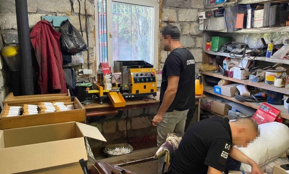 Кримінальне тріо підробляло цигарки й торгувало ними на Вінниччині