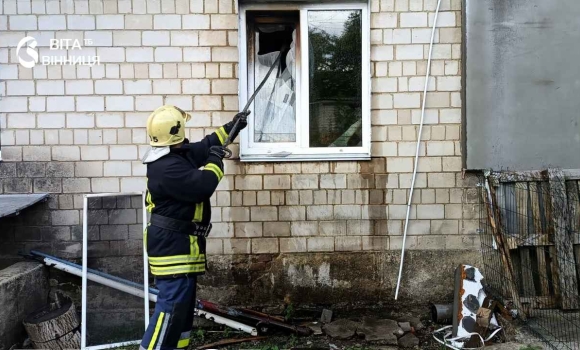 Ледь не стався вибух у Ямполі рятувальники загасили пожежу з газовим балоном