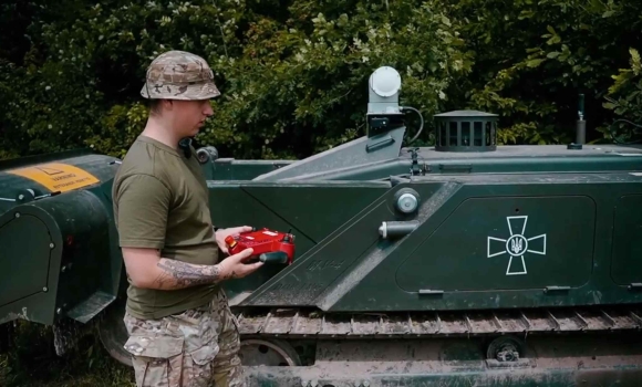 Машина, яка повертає безпечне життя на звільнених територіях