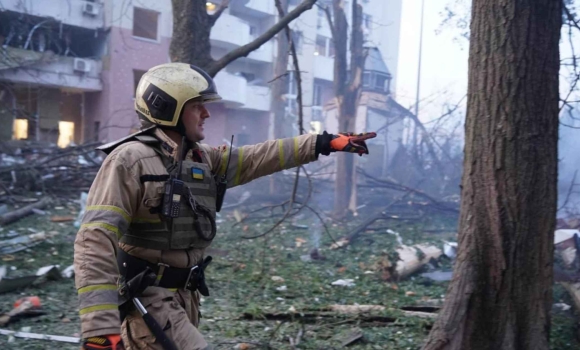 Масована нічна атака по Києву багато загиблих і руйнування