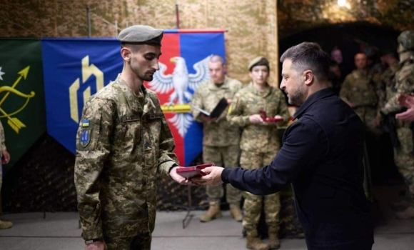 Має вже вісім нагород Президент відзначив на передовій мужнього воїна з Вінниччини