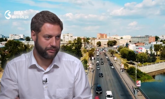 Мозаїки з прихованим синьо-жовтим прапором які таємниці зберігають фасади Вінниці