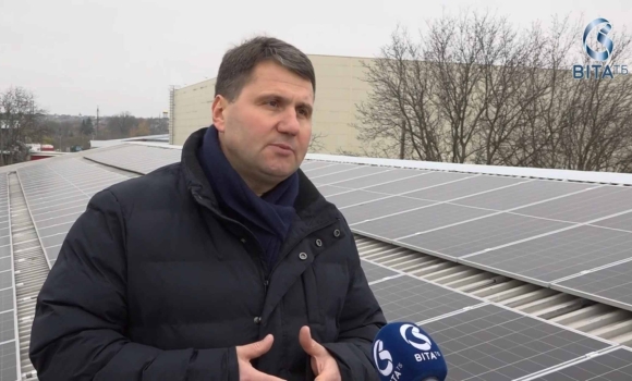 На даху ще одного вінницького підприємства встановили сонячну електростанцію На даху ще одного вінницького підприємства встановили сонячну електростанцію