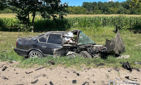 На Гайсинщині BMW зіткнувся з Chevrolet - двоє людей постраждали