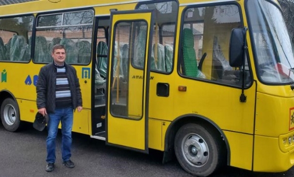 На Калинівщині придбали новий шкільний автобус для потреб сільського ліцею