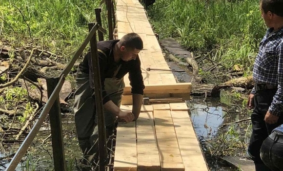 На Калинівщині відремонтували місток, який з'єднує дві частини села