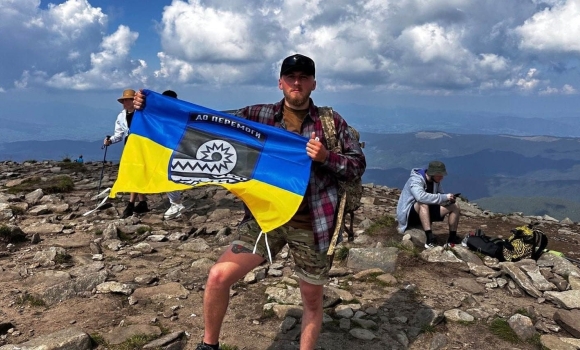 На найвищій точці України замайорів прапор вінницької бригади