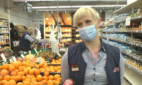 На полицях магазинів Вінниці продуктів вистачає