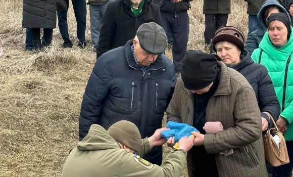 На Тульчинщині попрощалися із загиблим захисником з протитанкового взводу