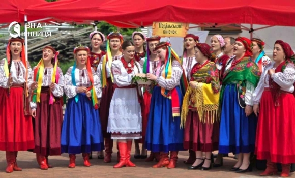 На Тульчинщині відгримів Всеукраїнський молодіжний етнофестиваль «Калинові мости» На Тульчинщині відгримів Всеукраїнський молодіжний етнофестиваль «Калинові мости»