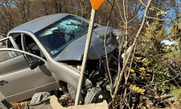 На в'їзді до Вінниці зіткнулись два авто - постраждала пенсіонерка На в'їзді до Вінниці зіткнулись два авто - постраждала пенсіонерка