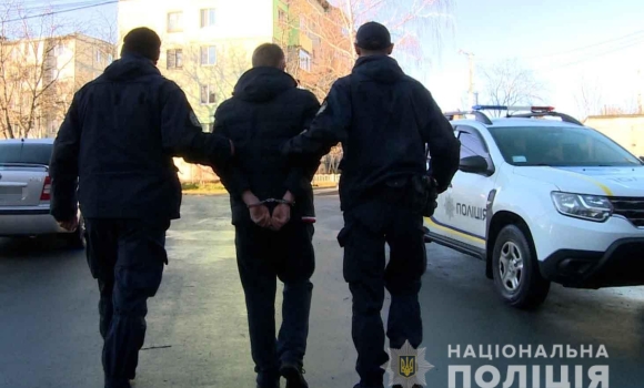 На Вінниччині 24-річний педагог розбещував дітей