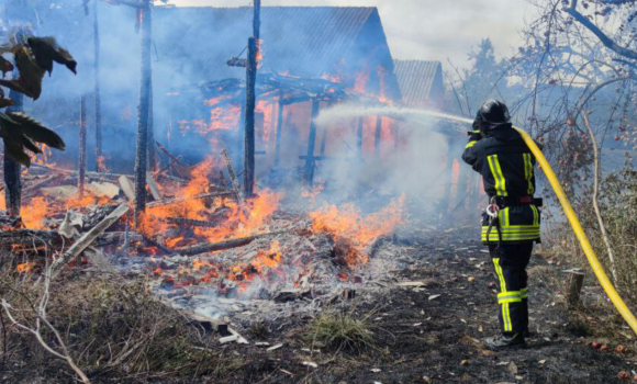 На Вінниччині пожежа забрала життя 87-річного чоловіка та 86-річної жінки