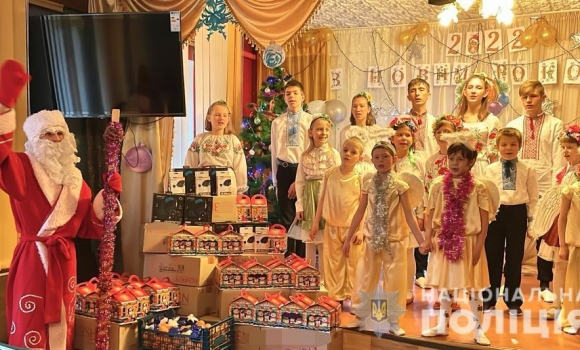 На Вінниччині привітали з новорічними святами діток спеціалізованої школи-інтернату