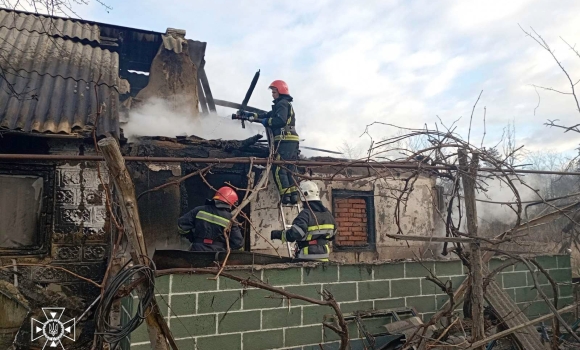 На Вінниччині рятувальники загасили три пожежі в житлових будинках