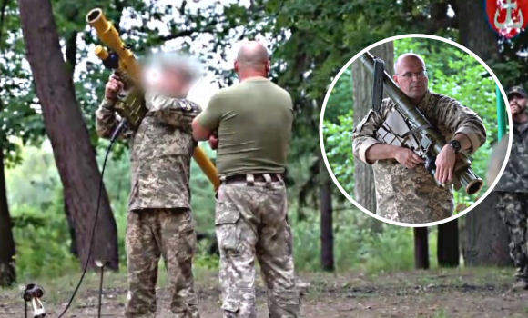 На Вінниччині тероборонівці вчаться "Іглою" збивати ворожу авіацію