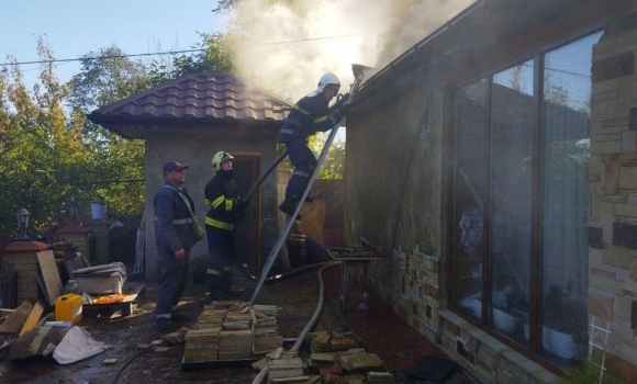 На Вінниччині за добу, 21 жовтня, загорілися два приватних будинки