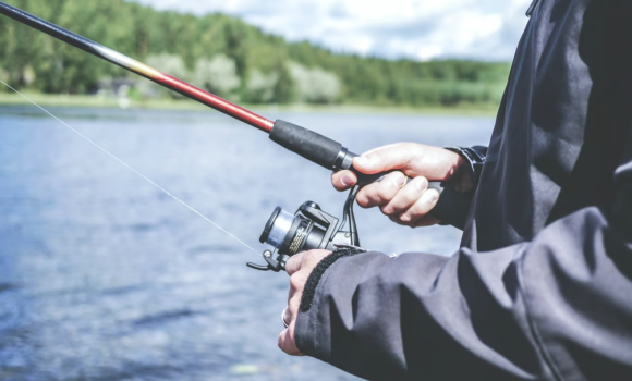 На Вінниччині заборону на вилов риби у Дністрі продовжили до 24 червня