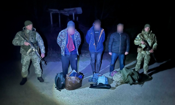 На Вінниччині затримали 13 чоловіків, які хотіли втекти за кордон