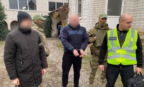 На Вінниччині депутат «купив» фіктивний шлюб із жінкою з інвалідністю На Вінниччині депутат «купив» фіктивний шлюб із жінкою з інвалідністю