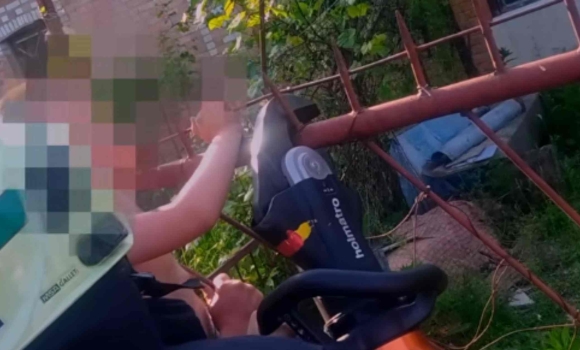 На Вінниччині дитина настромилась на металеве вістря паркану