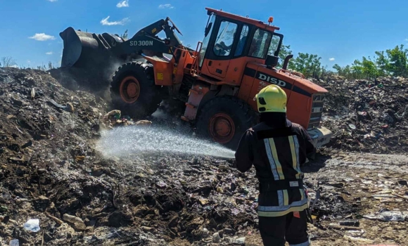 На Вінниччині горіла суха рослинність, чагарники та сміття