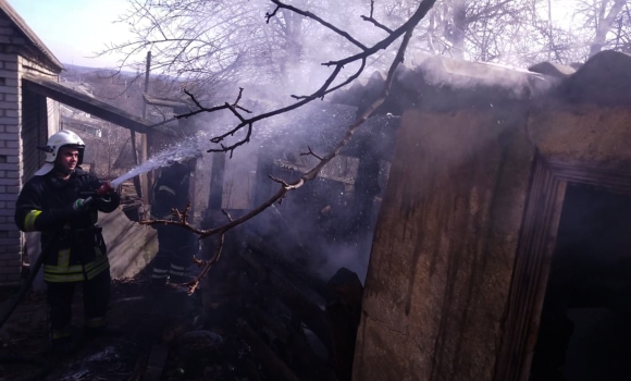 На Вінниччині горіли житлові та господарчі будинки, а також тюки соломи