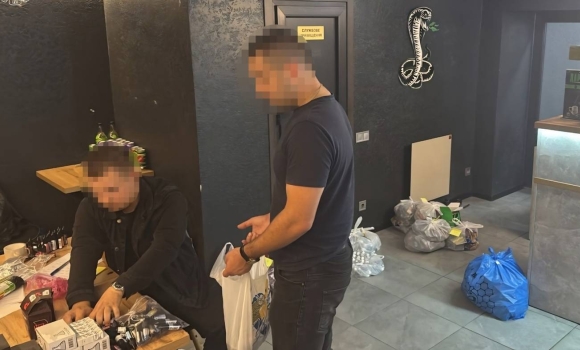 На Вінниччині ліквідували масштабну мережу збуту нелегальних рідин для електронних сигарет