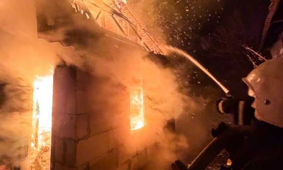 На Вінниччині під час пожежі у власному будинку загинув 70-річний пенсіонер