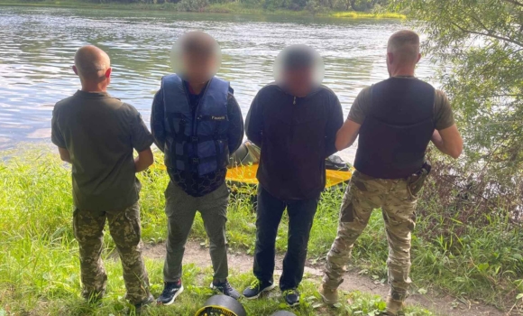 На Вінниччині порушники долали кордон за допомогою підводних скутерів