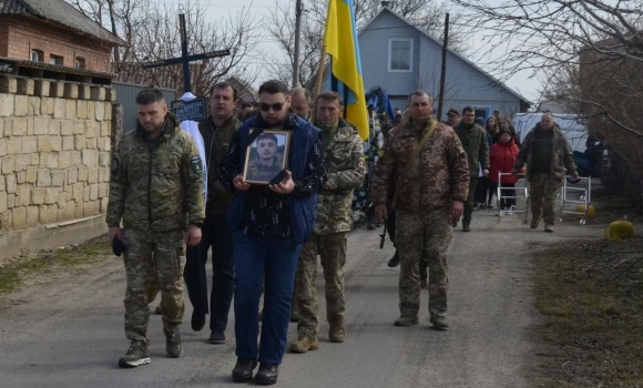 На Вінниччині прощались із 20-річним стрільцем-санітаром спецбатальйону «Шквал»