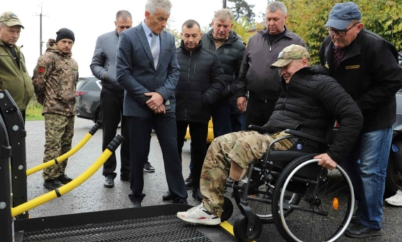 На Вінниччині придбали спеціальне авто для ветеранів та маломобільних осіб