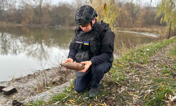 На Вінниччині сапери знищили 76-міліметровий артилерійський снаряд