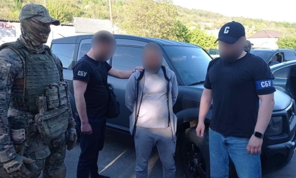 На Вінниччині судитимуть організаторів схеми незаконного переправлення чоловіків за кордон На Вінниччині судитимуть організаторів схеми незаконного переправлення чоловіків за кордон