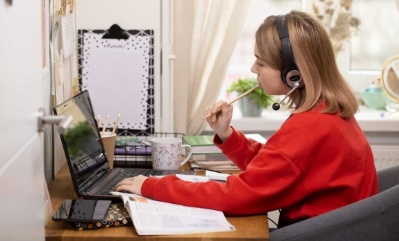 На Вінниччині тимчасово припинили освітній процес в очному форматі