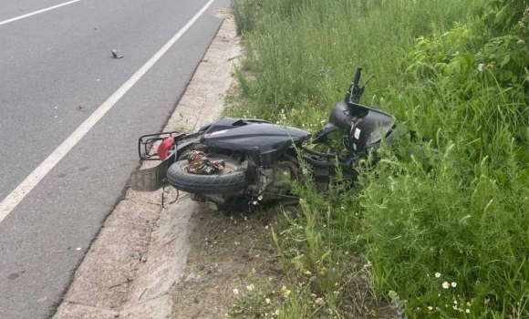 На Вінниччині відбулось зіткнення між мопедом та авто