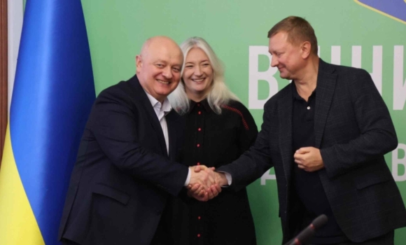 На Вінниччині відзначили працівників екстреної медичної допомоги 